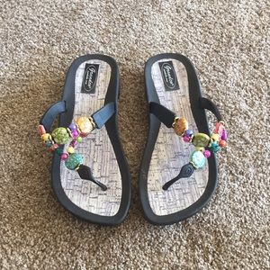 Comfy colorful flip flops